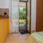 Pensión Garbina 3*