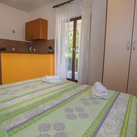 Guest house Garbina 3*