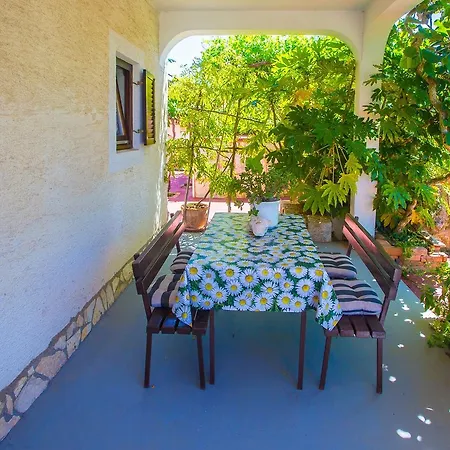 Garbina Guest house