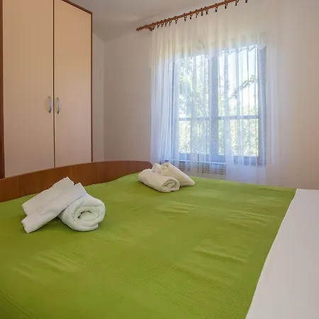 Garbina בית הארחה