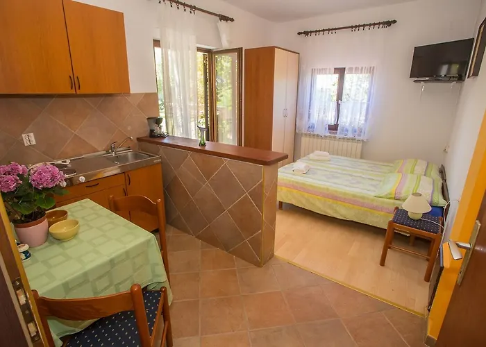 Gæstehus Garbina 3*